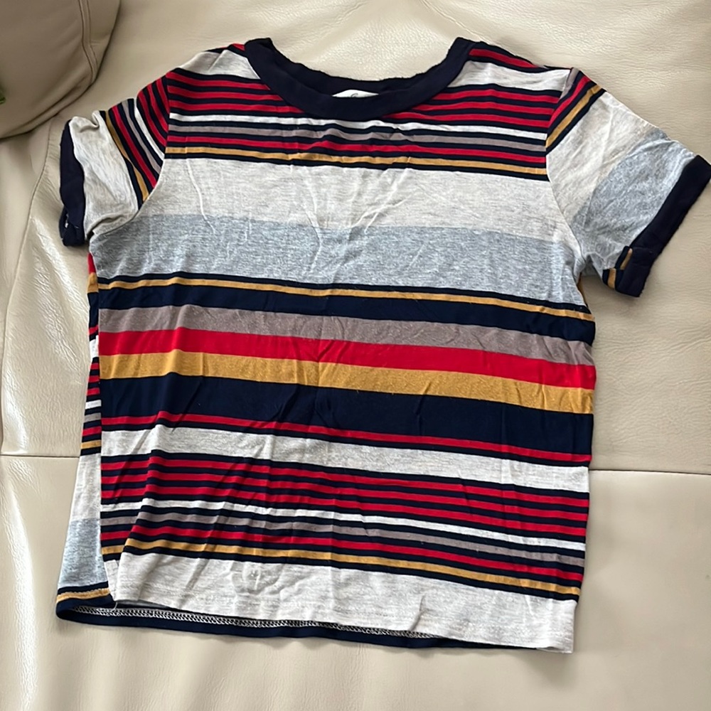 Girls stripped T-shirt.